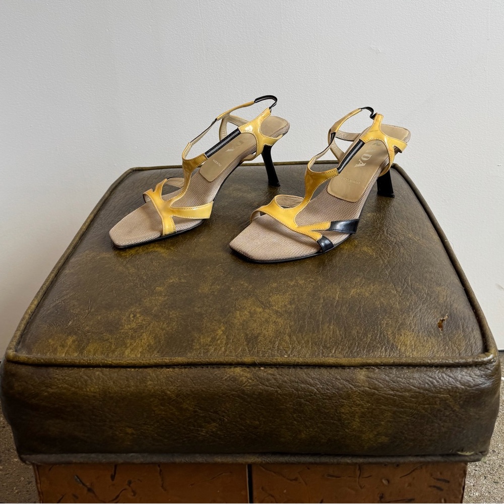 prada s/s 00 yellow/black strappy heels